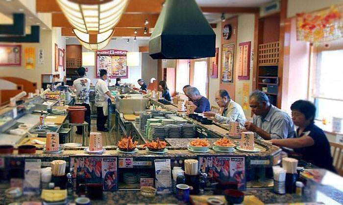 tempat makan sushi di jepang